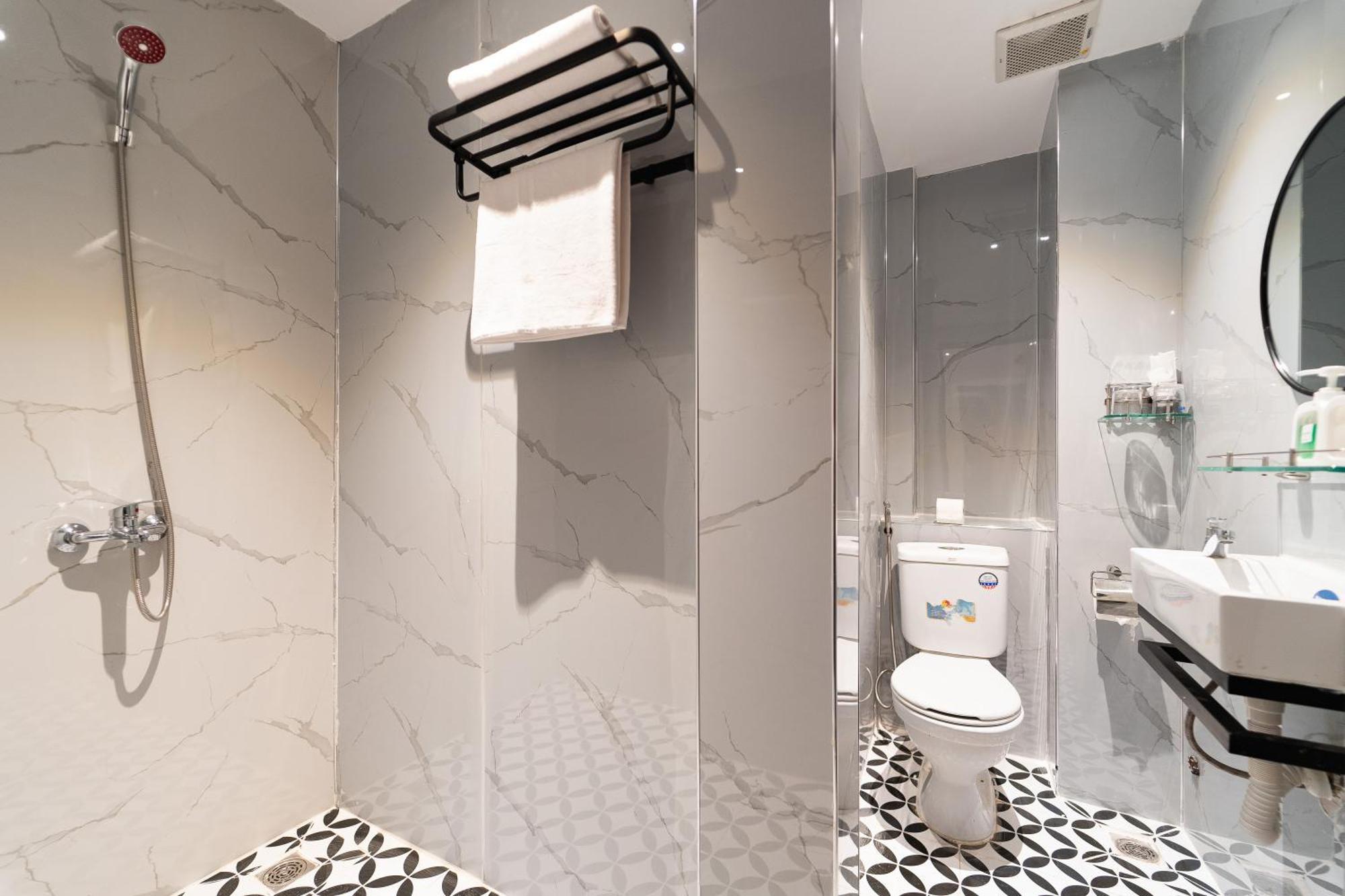Khách sạn Nicecy - 7 Yersin Street 2*