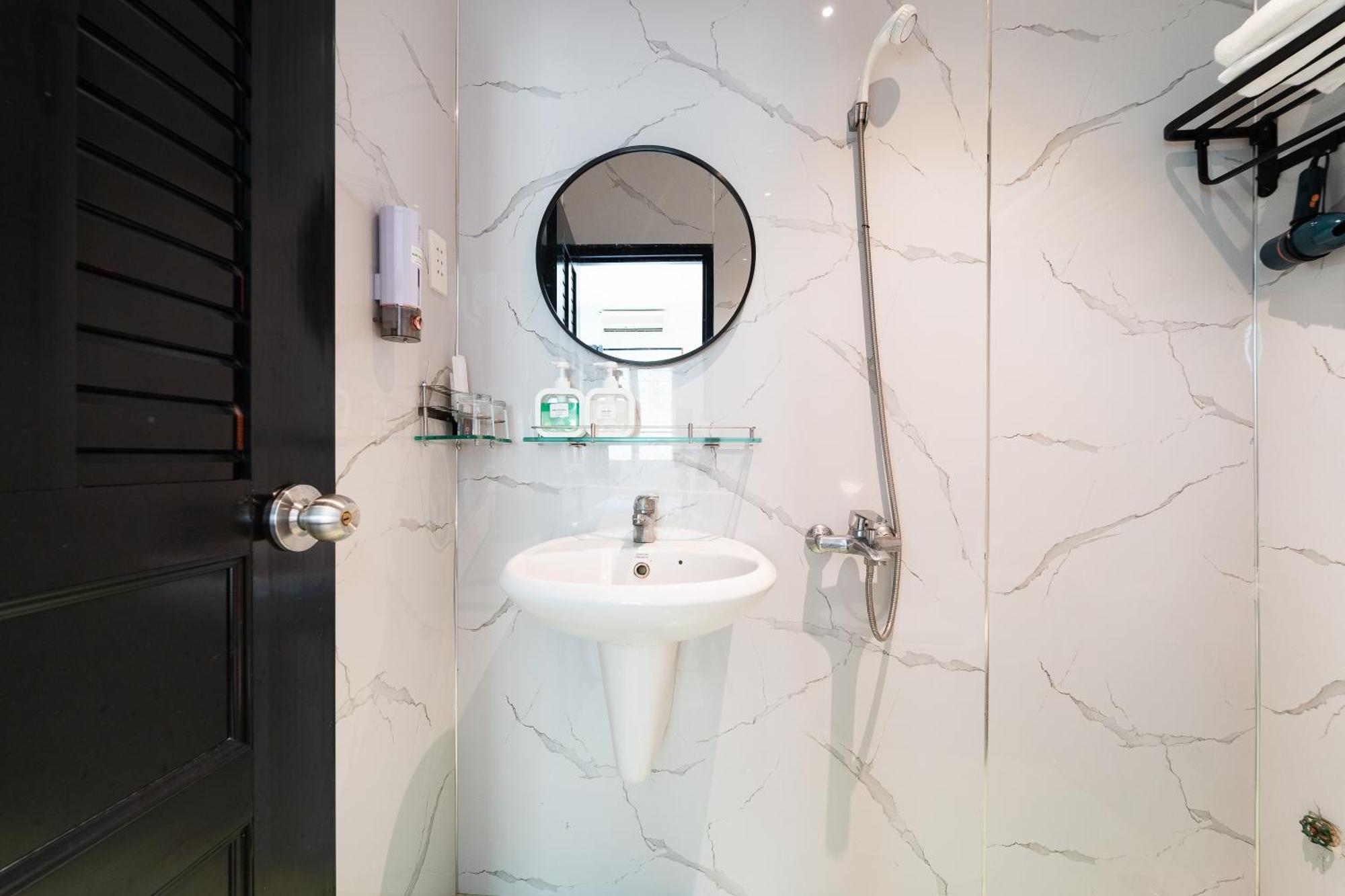 Khách sạn Nicecy - 7 Yersin Street 2*